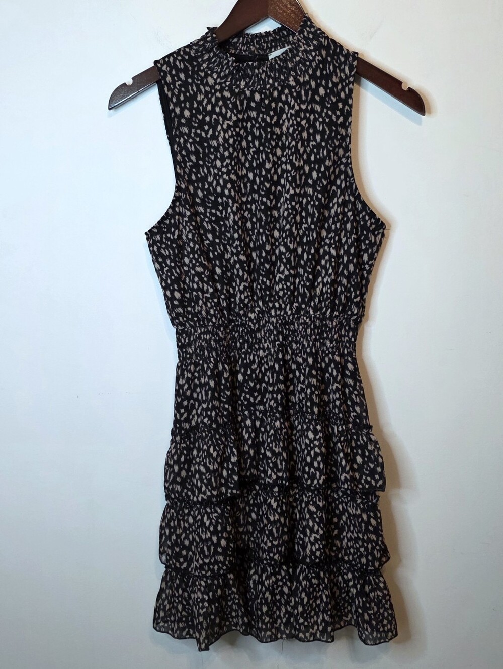 J Gee Sleeveless Smocked Waist Tiered Ruffle Dress Abstract Animal Print Medium
